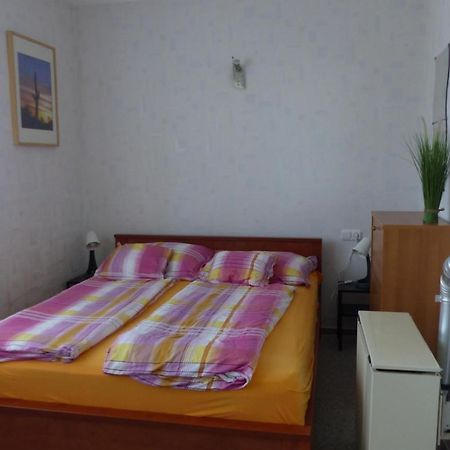 Orwa Apartmanok - Fenyofa Koez Zalakaros Exterior photo