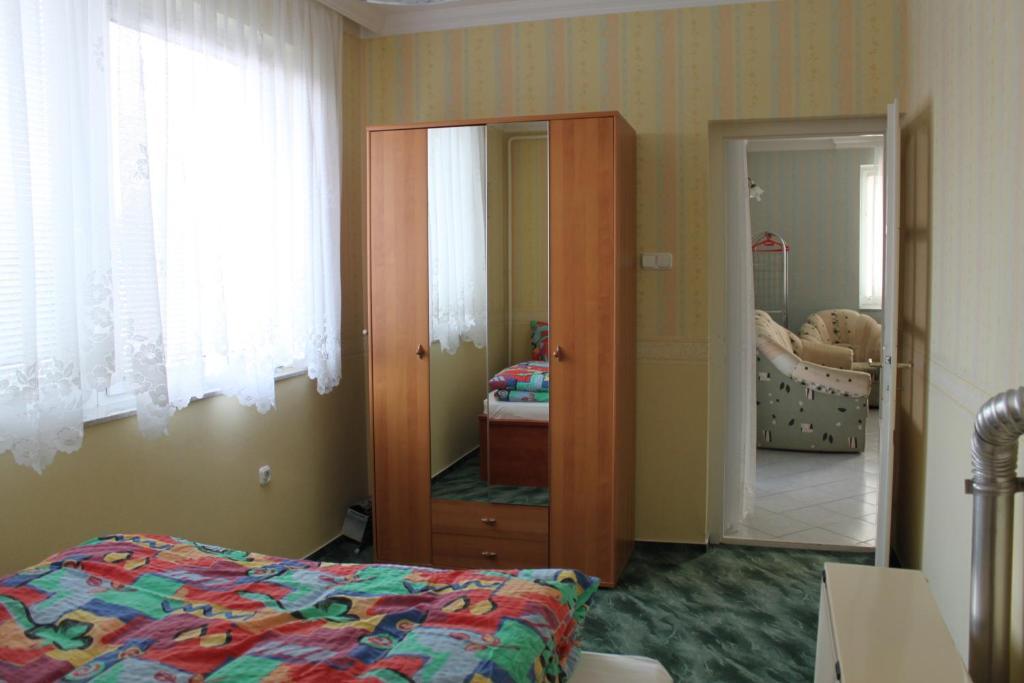 Orwa Apartmanok - Fenyofa Koez Zalakaros Room photo