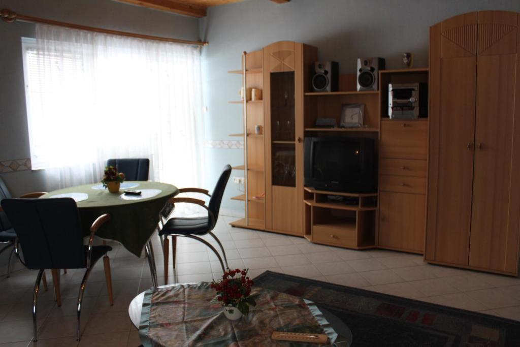 Orwa Apartmanok - Fenyofa Koez Zalakaros Room photo